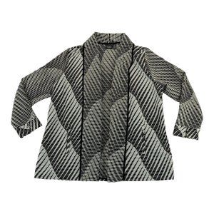 CHICOS Travelers Collection SZ 3 Black Ivory Open Front Textured Knit Blazer EUC